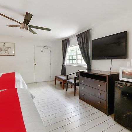 OYO Hotel Coral Gables - Miami Airport Extérieur photo