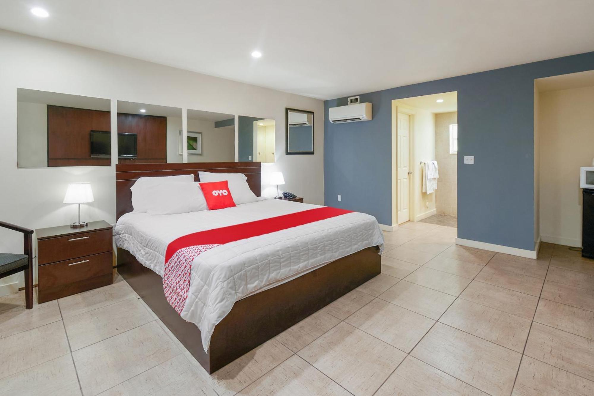 OYO Hotel Coral Gables - Miami Airport Extérieur photo