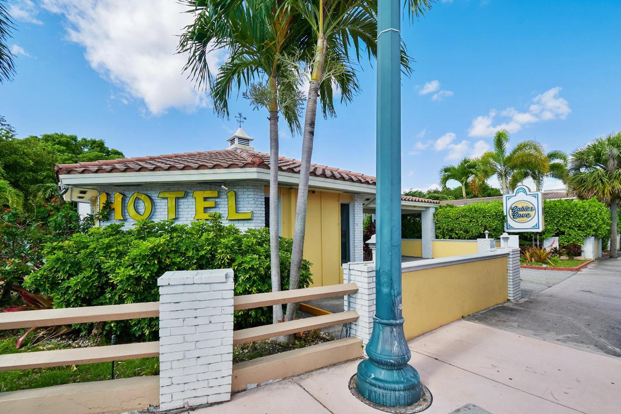 OYO Hotel Coral Gables - Miami Airport Extérieur photo