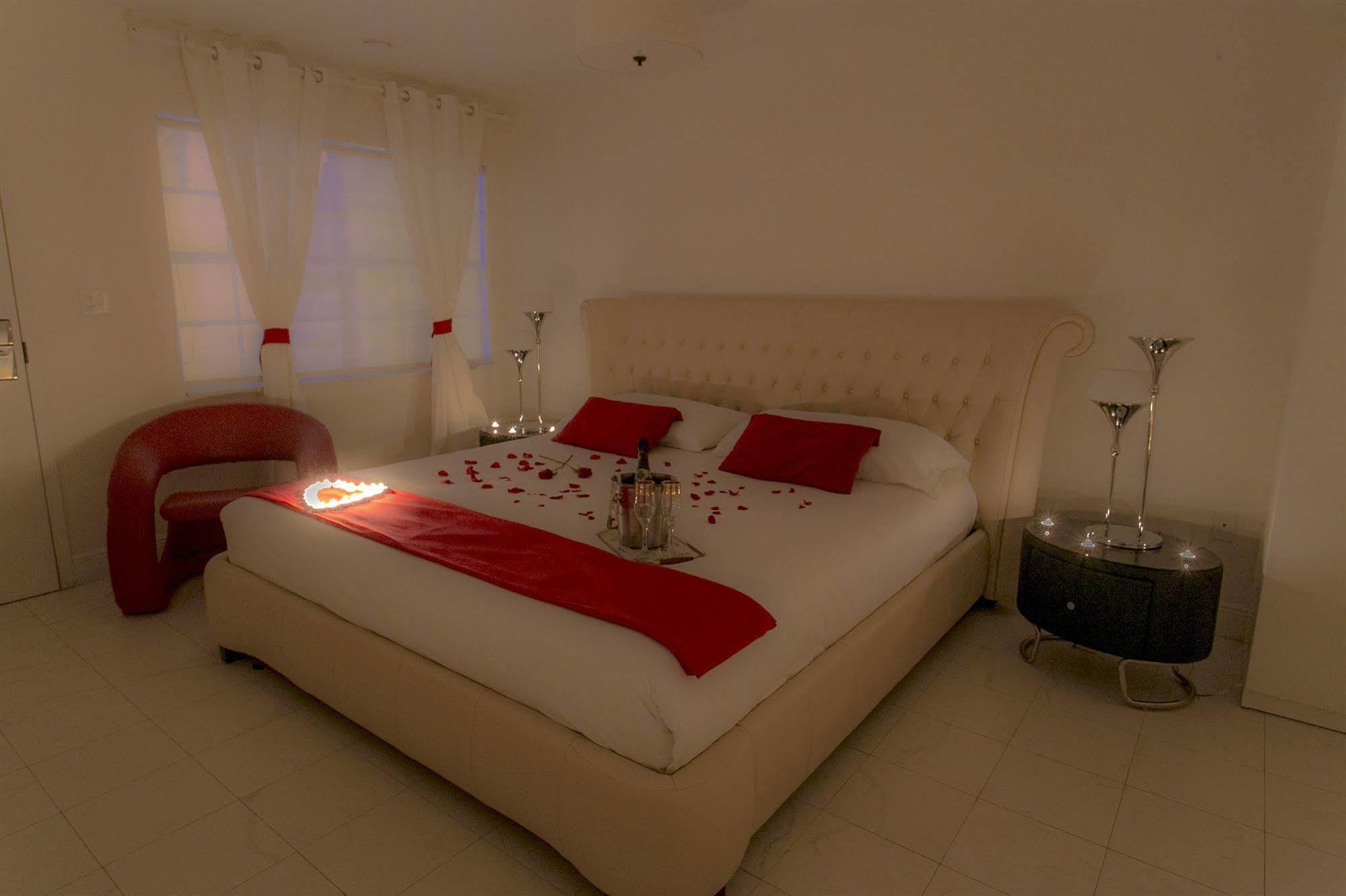 OYO Hotel Coral Gables - Miami Airport Extérieur photo